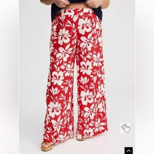 Torrid Floral Challis Wide Leg pants size 1R NWT HIGH RISE PULL ON